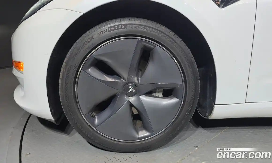 Tesla Model 3 2019 0.2 автомат (гидро), фото 5 Tesla Model 3 2019 0.2 автомат (гидро), фото 5