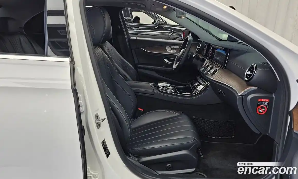 Mercedes-Benz E-Class 2019 1.9 автомат (гидро), фото 11