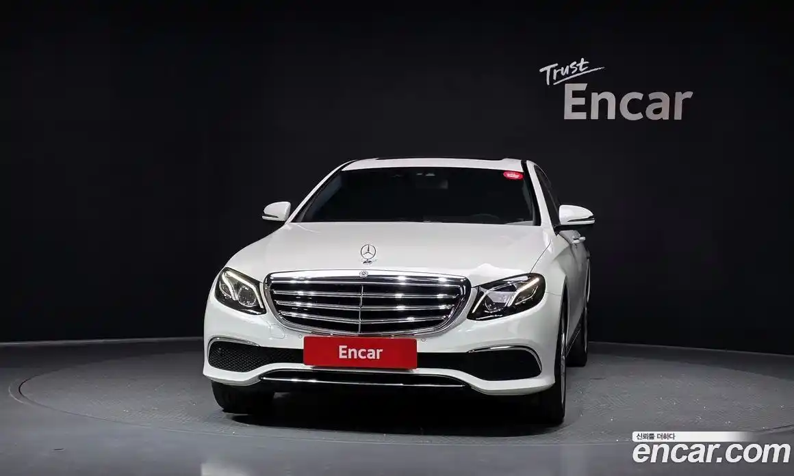 Mercedes-Benz E-Class 2019 1.9 автомат (гидро), фото 3