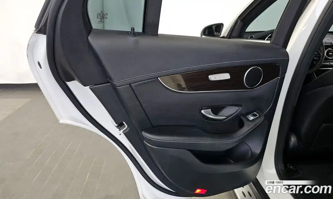 Mercedes-Benz GLC-Class 2020 2.0 гидро, фото 15 Mercedes-Benz GLC-Class 2020 2.0 гидро, фото 15