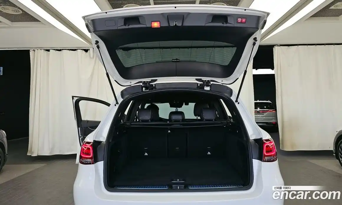Mercedes-Benz GLC-Class 2020 2.0 гидро, фото 26 Mercedes-Benz GLC-Class 2020 2.0 гидро, фото 26