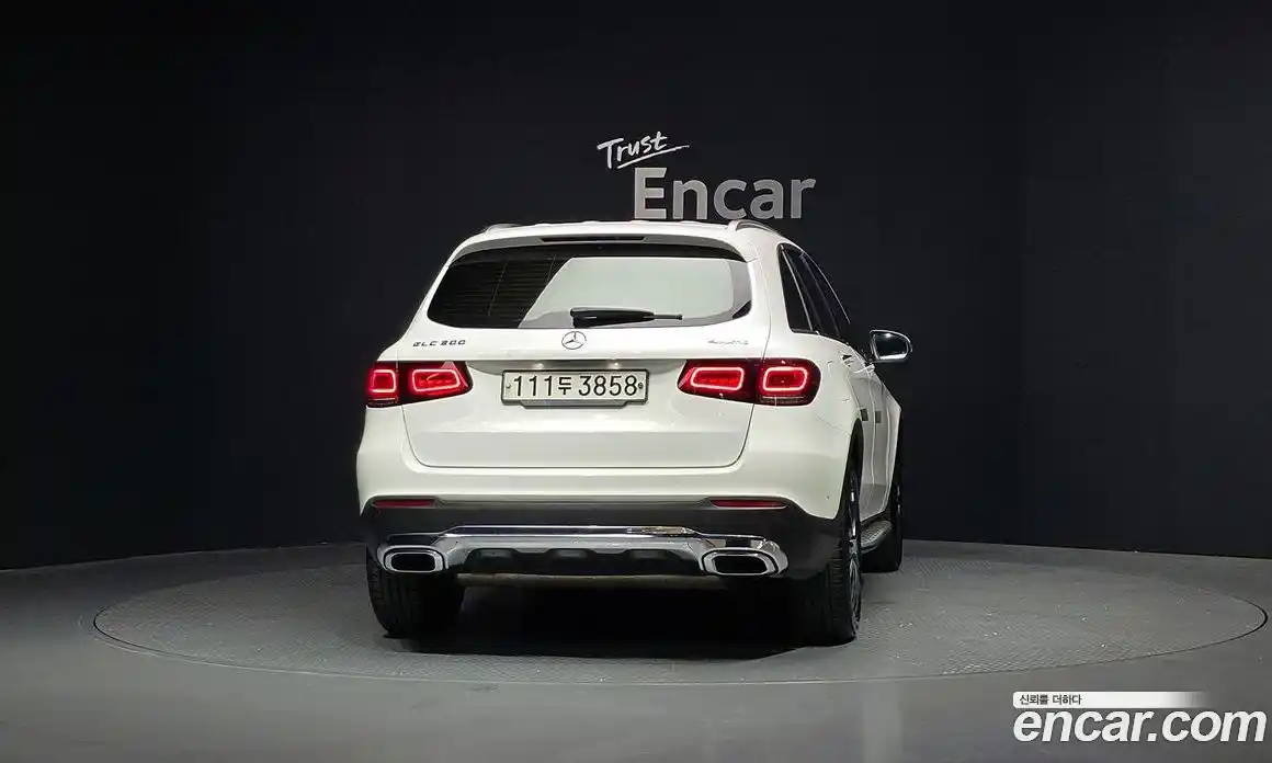 Mercedes-Benz GLC-Class 2020 2.0 гидро, фото 4 Mercedes-Benz GLC-Class 2020 2.0 гидро, фото 4