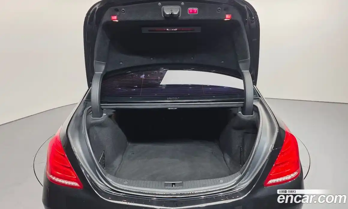 Mercedes-Benz S-Class 2016 3.0 гидро, фото 20 Mercedes-Benz S-Class 2016 3.0 гидро, фото 20