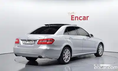 Mercedes-Benz E-Class 2012 3.5 автомат (гидро), миниатюра 2