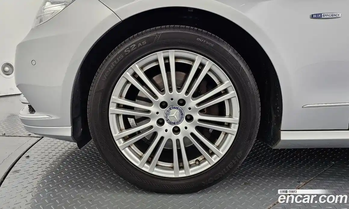 Mercedes-Benz E-Class 2012 3.5 автомат (гидро), фото 5