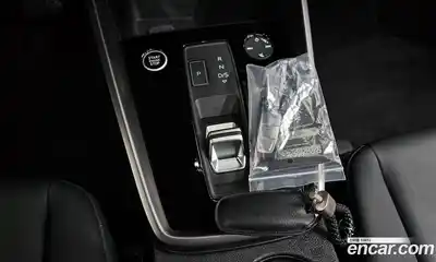 Audi A3 2023 2.0 автомат (гидро), миниатюра 12