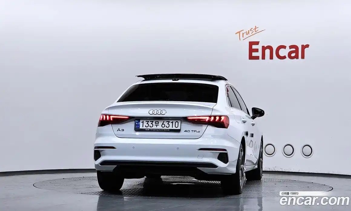 Audi A3 2023 2.0 автомат (гидро), фото 4