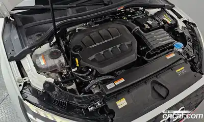 Audi A3 2023 2.0 автомат (гидро), миниатюра 6