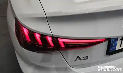 Audi A3 2023 2.0 автомат (гидро), миниатюра 9