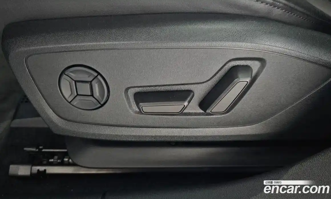 Audi A3 2023 2.0 автомат (гидро), фото 10