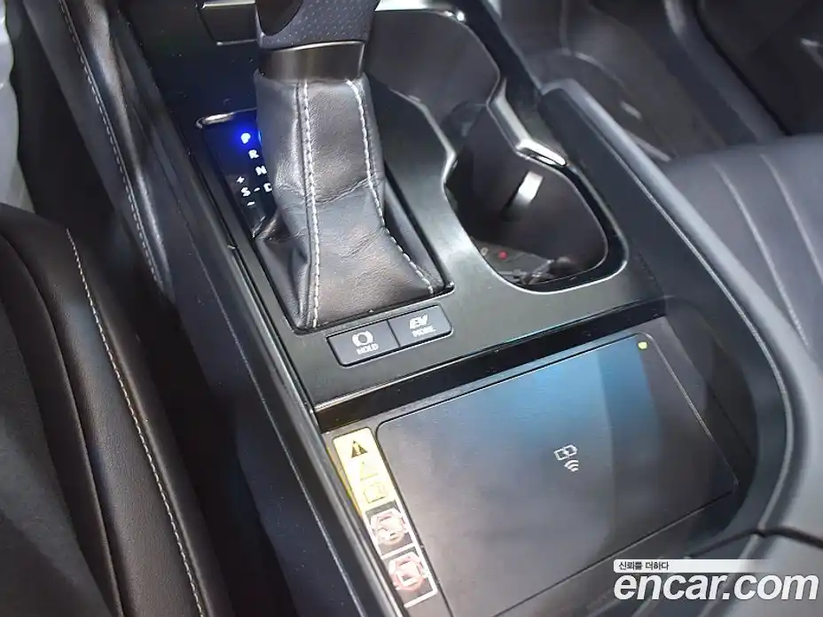 Lexus ES 2023 2.5 автомат (гидро), фото 13