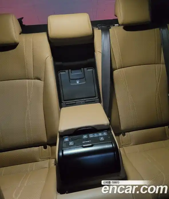 Lexus ES 2021 2.5 автомат (гидро), фото 12 Lexus ES 2021 2.5 автомат (гидро), фото 12