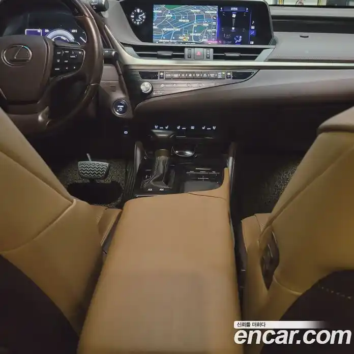 Lexus ES 2021 2.5 автомат (гидро), фото 7 Lexus ES 2021 2.5 автомат (гидро), фото 7