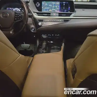 Lexus ES 2021 2.5 автомат (гидро), миниатюра 7 Lexus ES 2021 2.5 автомат (гидро), миниатюра 7