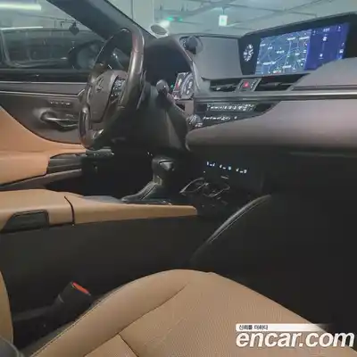 Lexus ES 2021 2.5 автомат (гидро), миниатюра 9 Lexus ES 2021 2.5 автомат (гидро), миниатюра 9