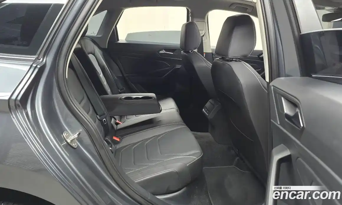 Volkswagen Jetta 2023 1.5 автомат (гидро), фото 12