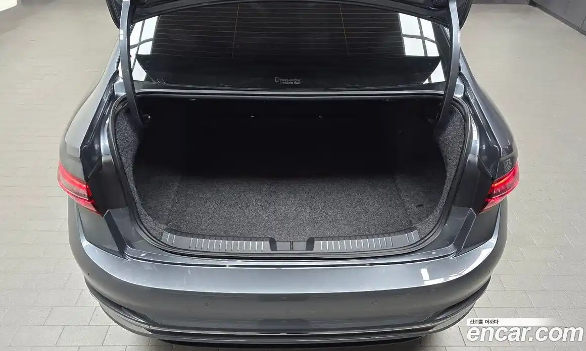 Volkswagen Jetta 2023 1.5 автомат (гидро), фото 20
