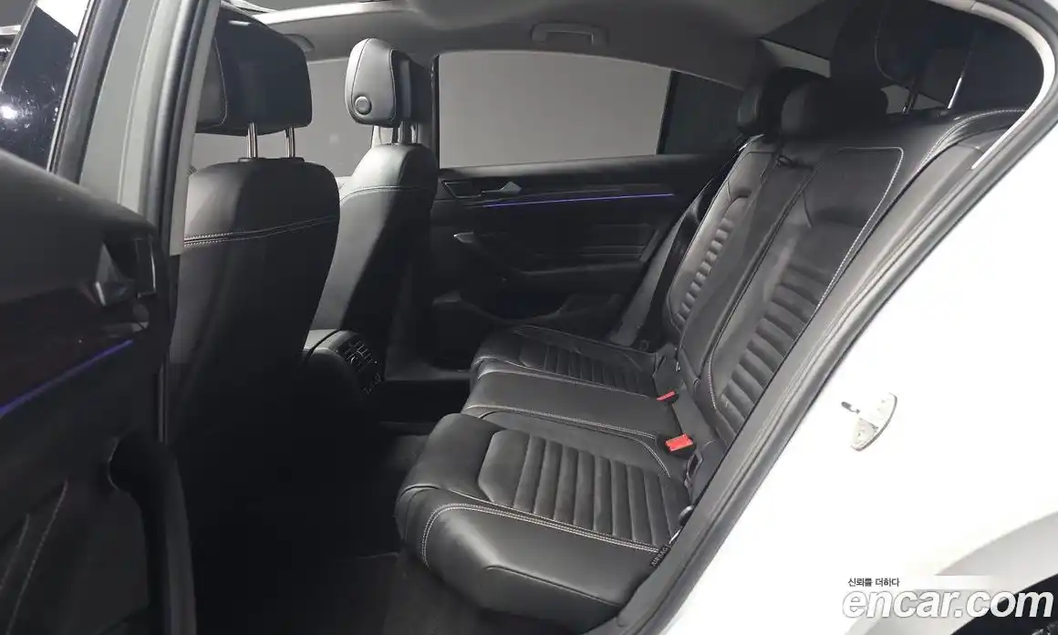 Volkswagen Passat 2021 2.0 автомат (гидро), фото 18