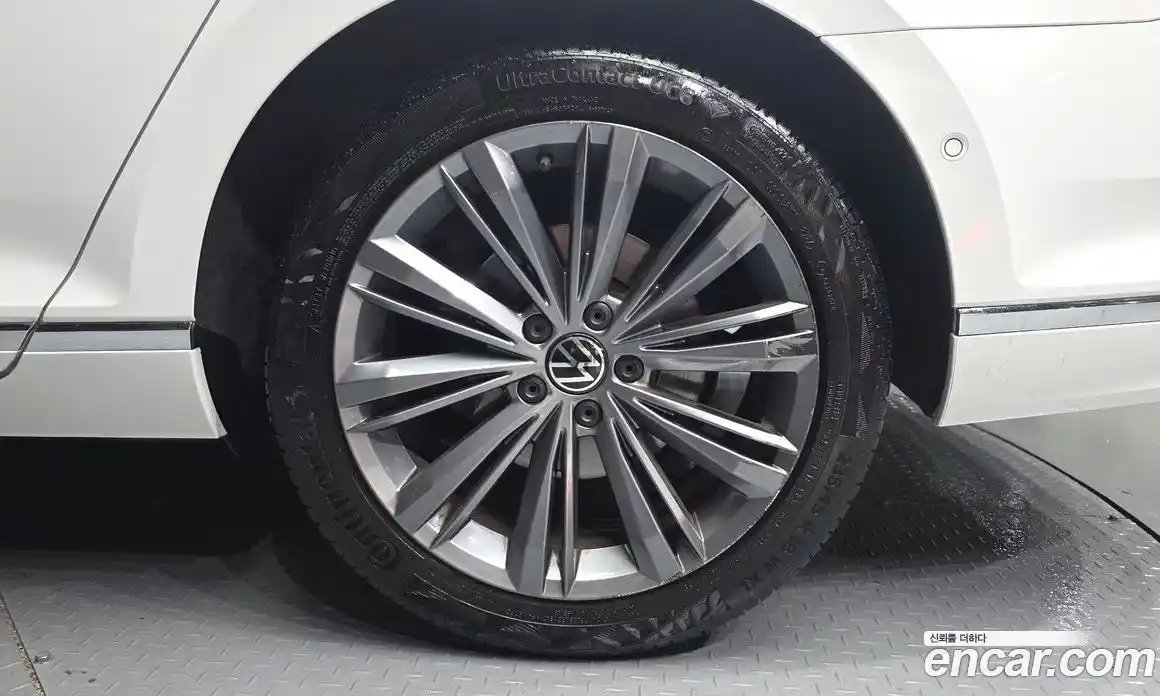Volkswagen Passat 2021 2.0 автомат (гидро), фото 5