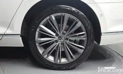 Volkswagen Passat 2021 2.0 автомат (гидро), миниатюра 5