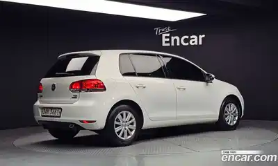 Volkswagen Golf 2011 1.6 автомат (гидро), миниатюра 2