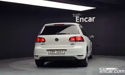 Volkswagen Golf 2011 1.6 автомат (гидро), миниатюра 4