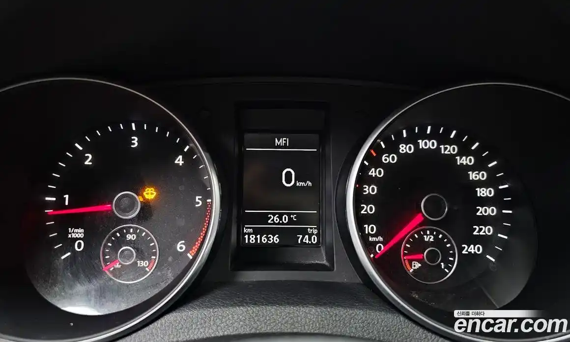 Volkswagen Golf 2011 1.6 автомат (гидро), фото 8