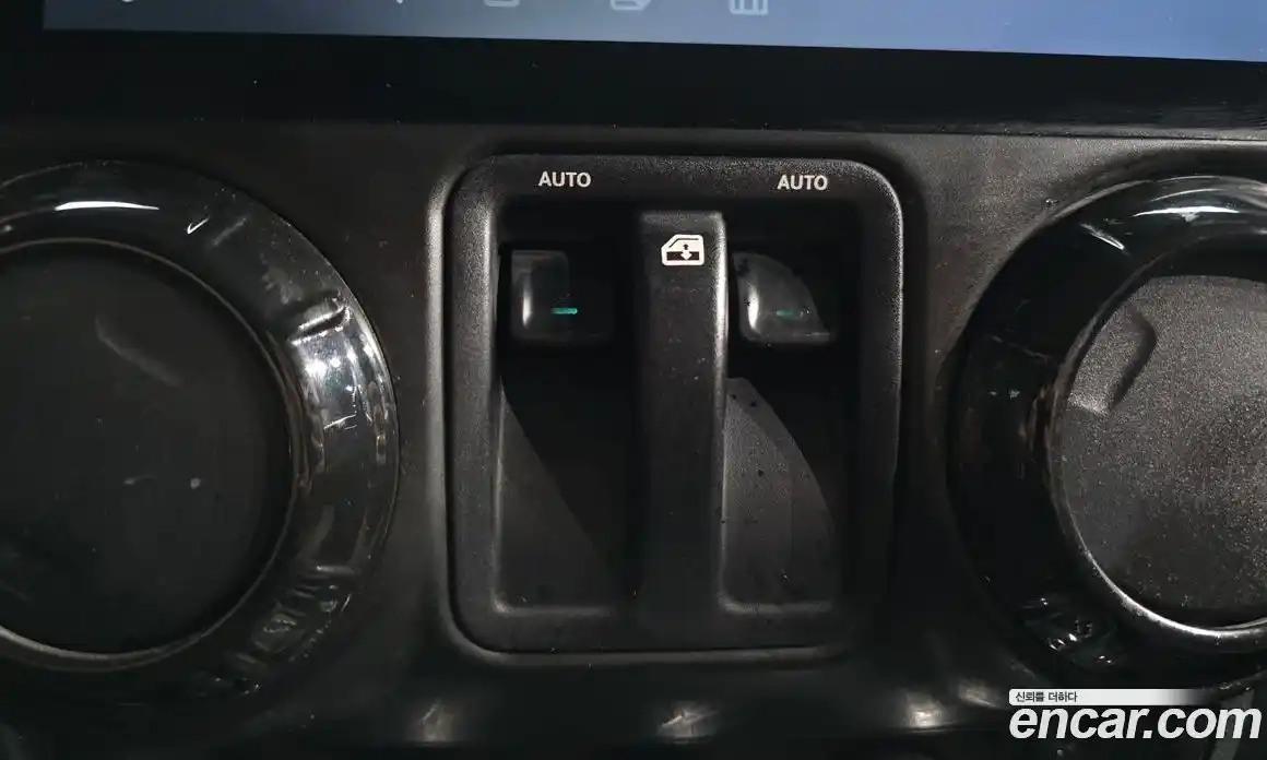 Jeep Wrangler 2016 3.6 автомат (гидро), фото 14