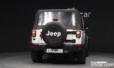 Jeep Wrangler 2016 3.6 автомат (гидро), миниатюра 4