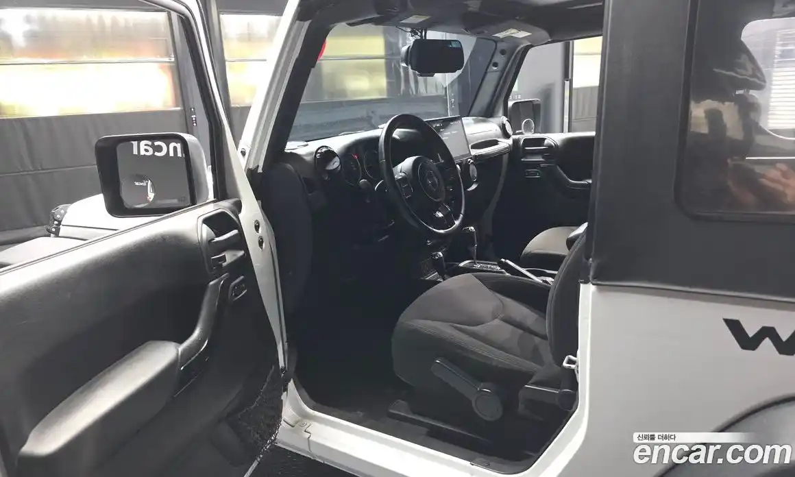 Jeep Wrangler 2016 3.6 автомат (гидро), фото 10