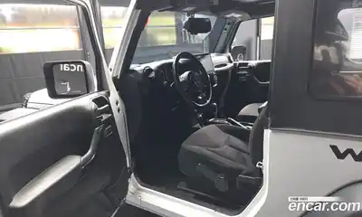 Jeep Wrangler 2016 3.6 автомат (гидро), миниатюра 10