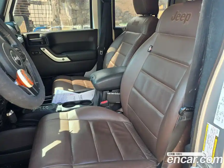 Jeep Wrangler 2011 2.8 автомат (гидро), фото 7