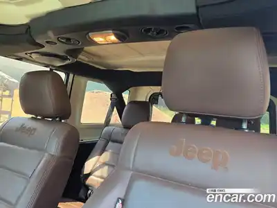 Jeep Wrangler 2011 2.8 автомат (гидро), миниатюра 8