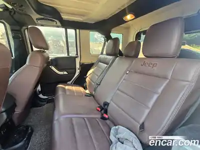 Jeep Wrangler 2011 2.8 автомат (гидро), миниатюра 9