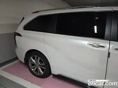 Toyota Sienna 2024 2.5 автомат (гидро), миниатюра 3 Toyota Sienna 2024 2.5 автомат (гидро), миниатюра 3