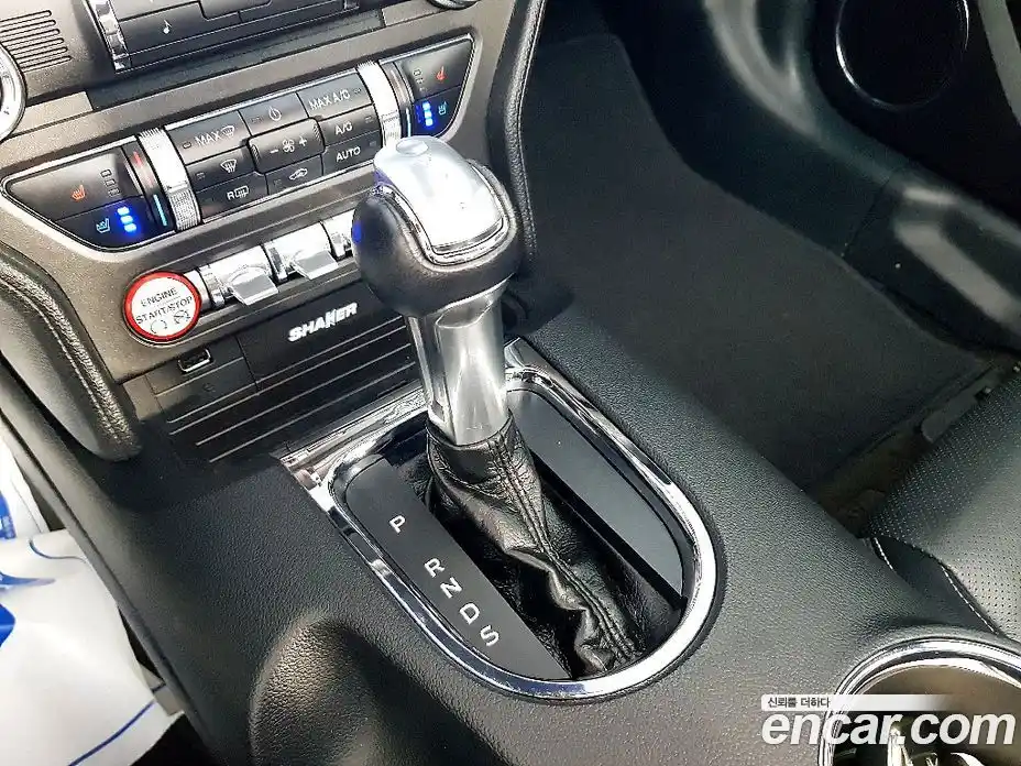 Ford Mustang 2017 2.3 автомат (гидро), фото 12