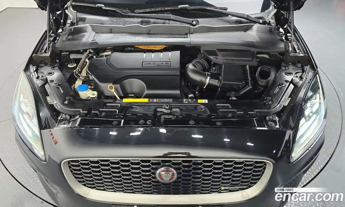 Jaguar E-Pace 2018 2.0 автомат (гидро), фото 6