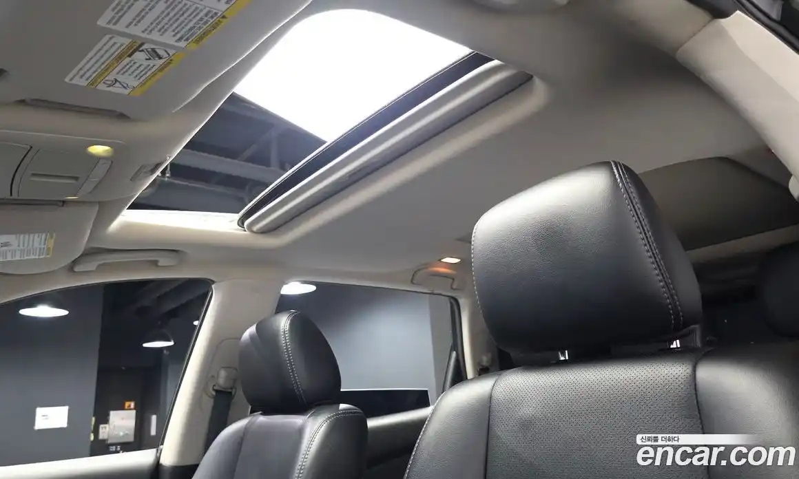 Nissan Pathfinder 2015 3.5 автомат (гидро), фото 17 Nissan Pathfinder 2015 3.5 автомат (гидро), фото 17