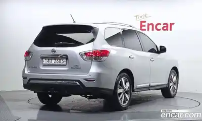 Nissan Pathfinder 2015 3.5 автомат (гидро), миниатюра 2 Nissan Pathfinder 2015 3.5 автомат (гидро), миниатюра 2