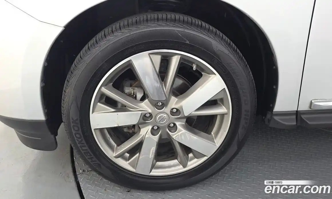 Nissan Pathfinder 2015 3.5 автомат (гидро), фото 5 Nissan Pathfinder 2015 3.5 автомат (гидро), фото 5