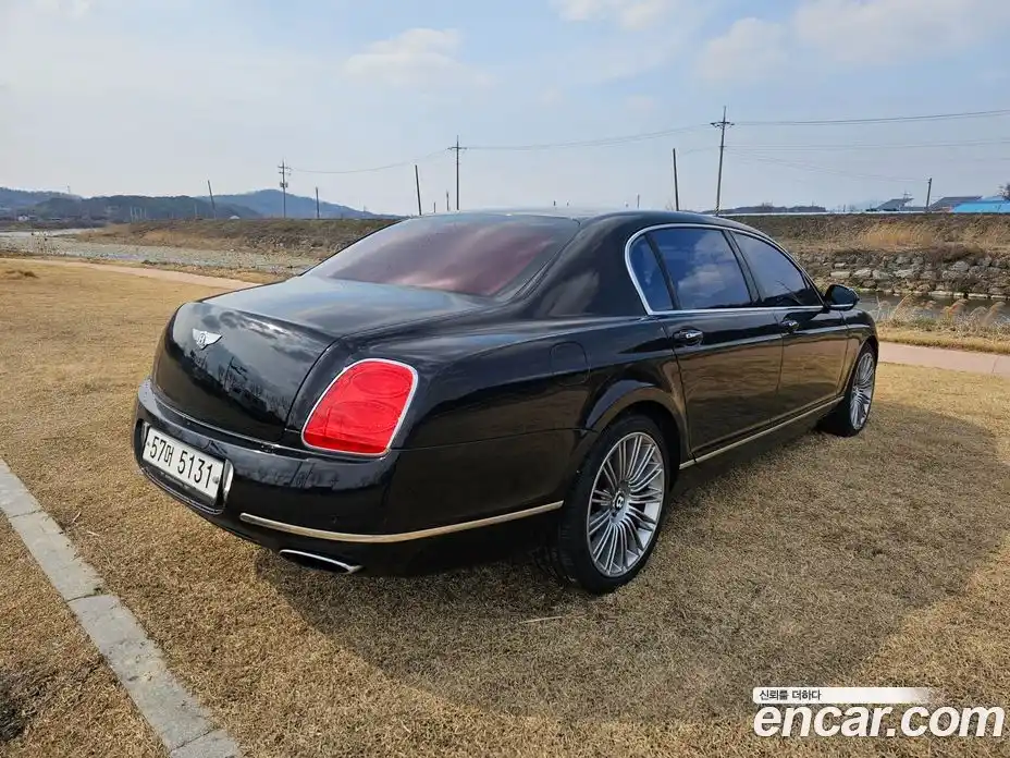 Bentley Flying Spur 2012 6.0 автомат (гидро), фото 5 Bentley Flying Spur 2012 6.0 автомат (гидро), фото 5