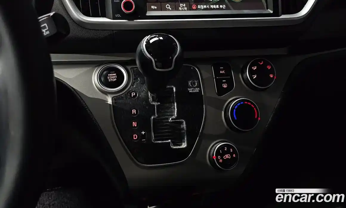 Kia Ray 2021 1.0 автомат (гидро), фото 9