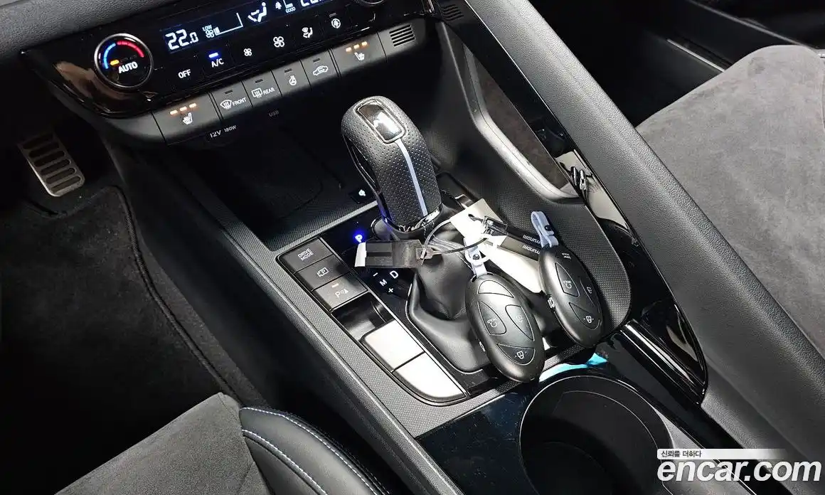 Hyundai Avante 2025 2.0 автомат (гидро), фото 9