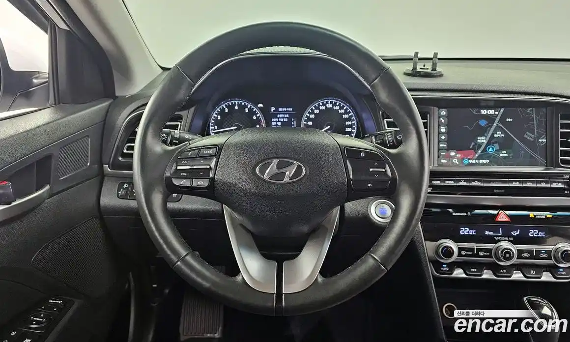 Hyundai Avante 2019 1.6 автомат (гидро), фото 13