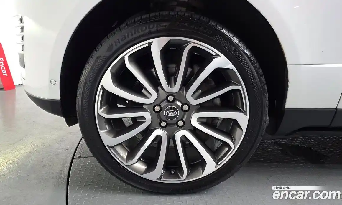 Land Rover Range Rover 2016 4.4 автомат (гидро), фото 5