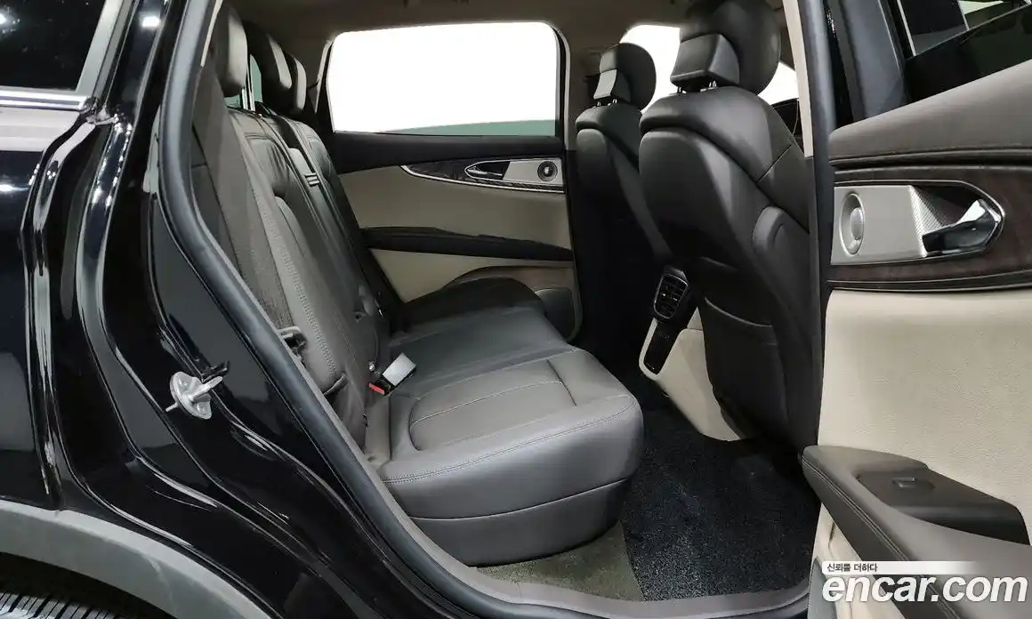 Lincoln Nautilus 2019 2.7 автомат (гидро), фото 12 Lincoln Nautilus 2019 2.7 автомат (гидро), фото 12