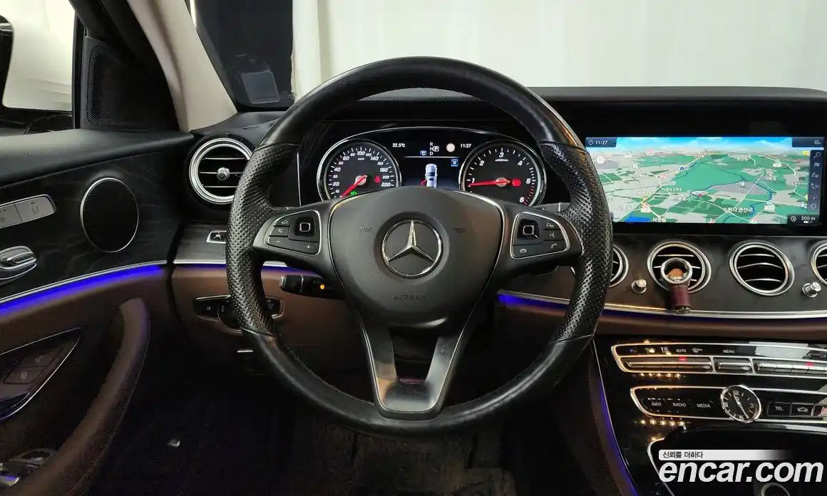 Mercedes-Benz E-Class 2018 1.9 автомат (гидро), фото 13
