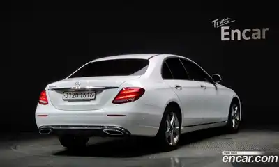 Mercedes-Benz E-Class 2018 1.9 автомат (гидро), миниатюра 2