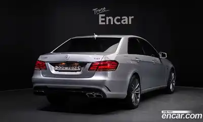Mercedes-Benz E-Class 2011 1.8 автомат (гидро), миниатюра 2