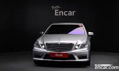 Mercedes-Benz E-Class 2011 1.8 автомат (гидро), миниатюра 3